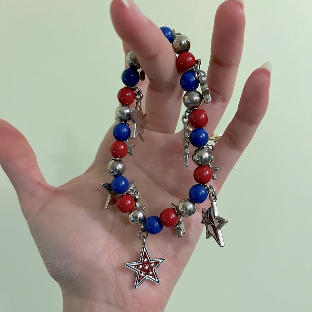 Painted USA Flag Patriotic Charm Star Charm Beaded Bracelet